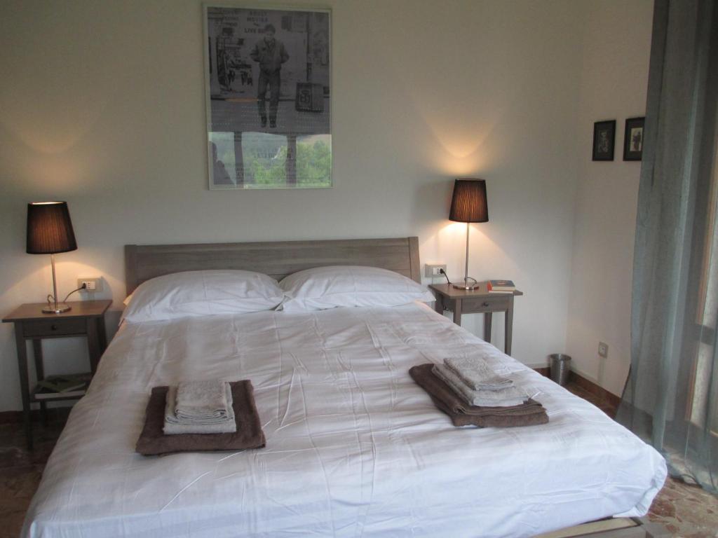 Casa Balducci Bed&Breakfast Mercatello sul Metauro Quarto foto