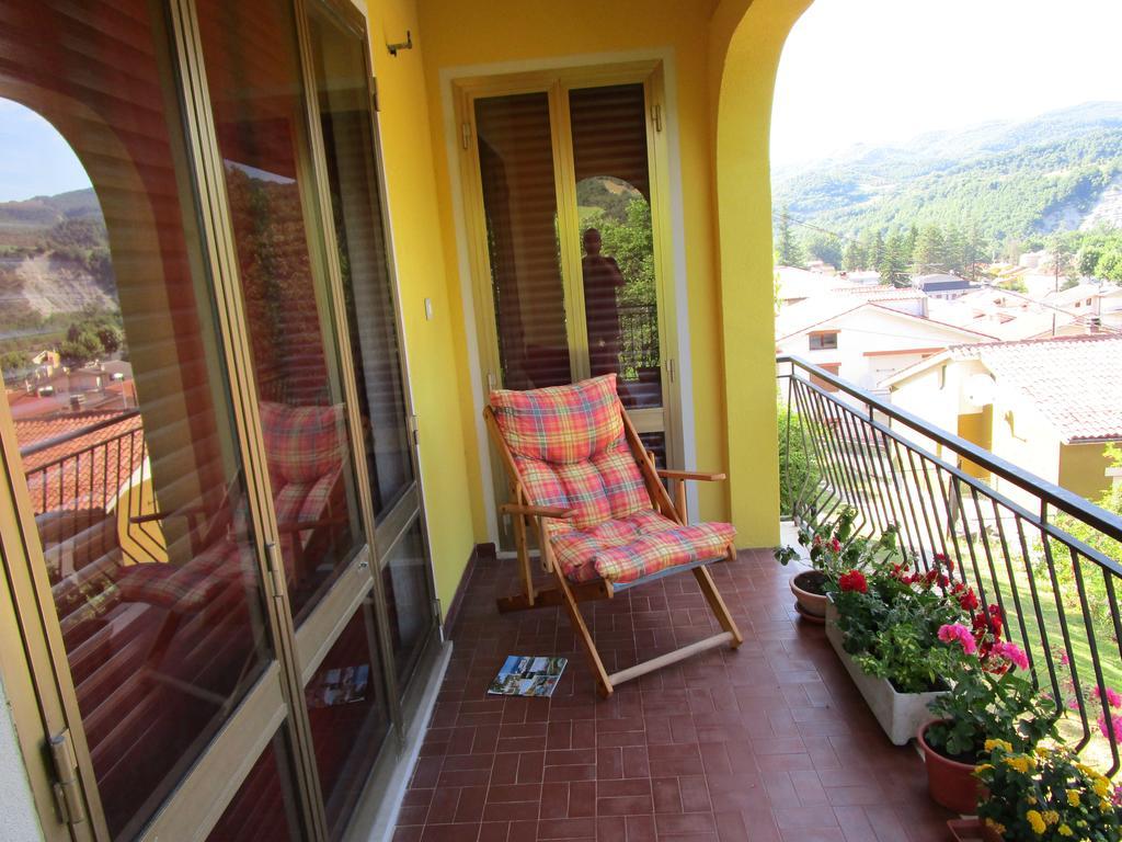 Casa Balducci Bed&Breakfast Mercatello sul Metauro Exterior foto