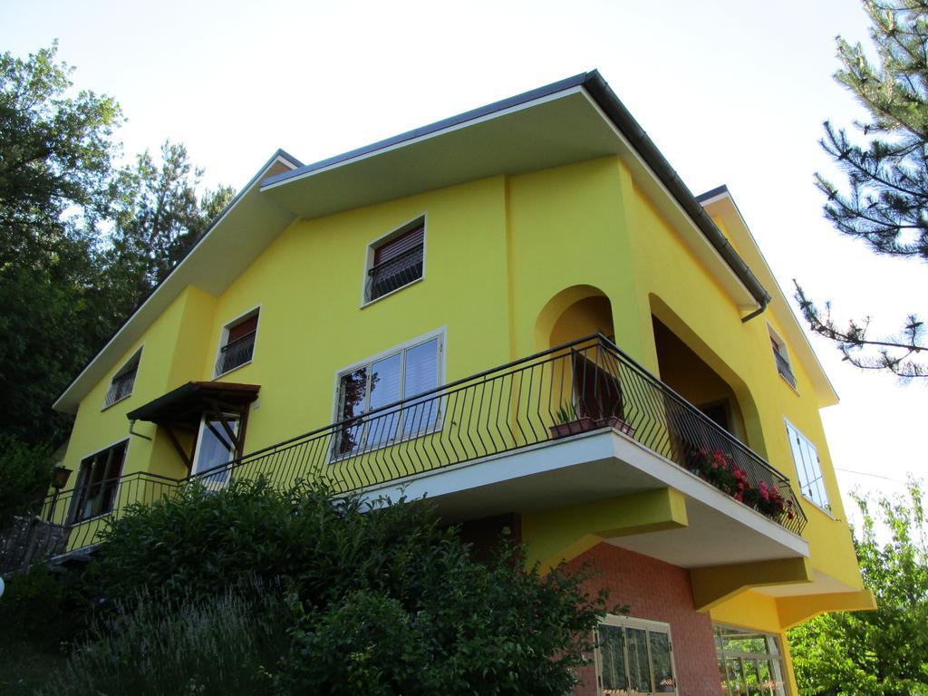 Casa Balducci Bed&Breakfast Mercatello sul Metauro Exterior foto
